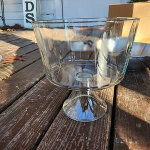 Beautiful glass dessert bowl